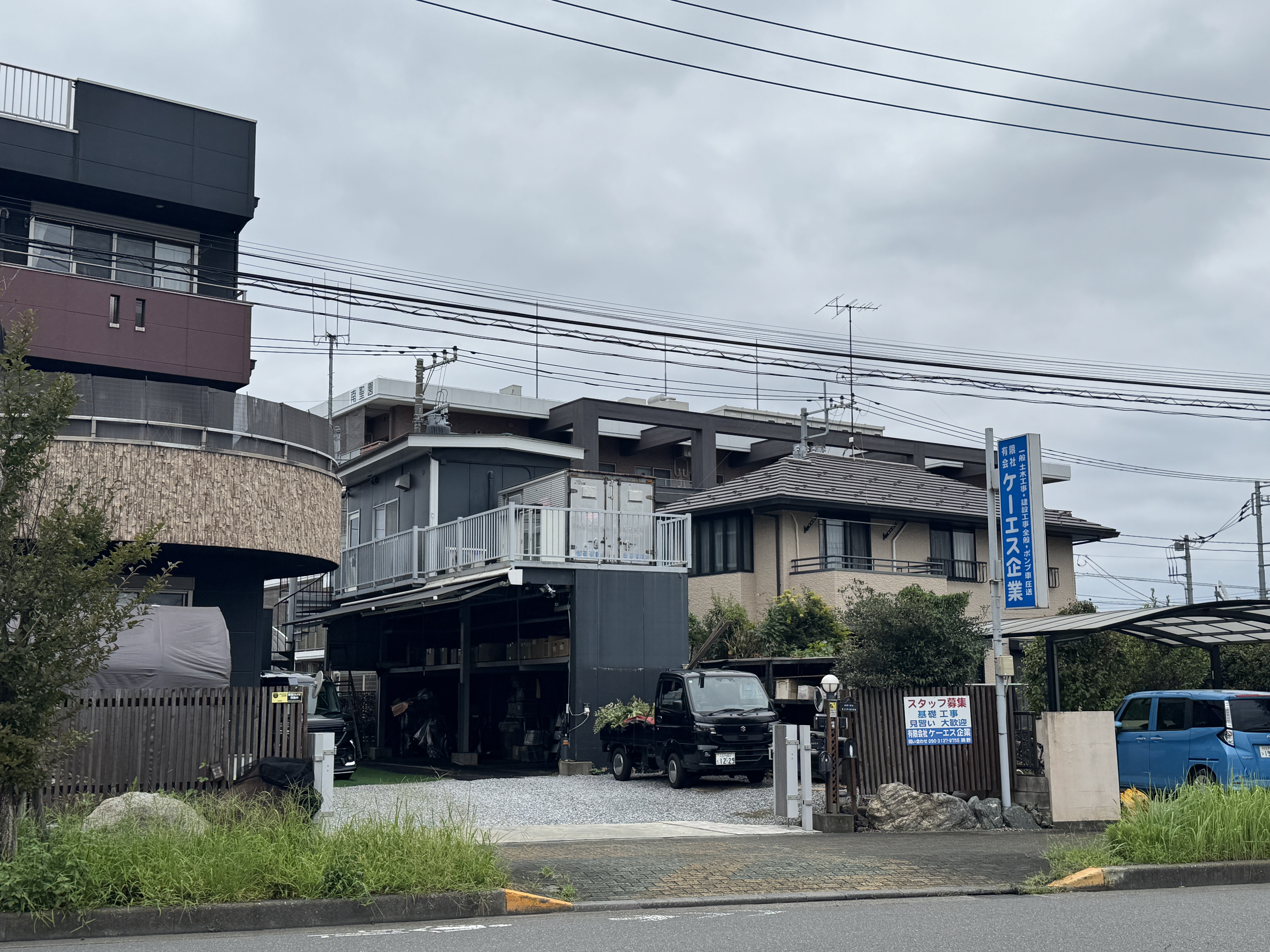こちらの事務所にて面接を行います